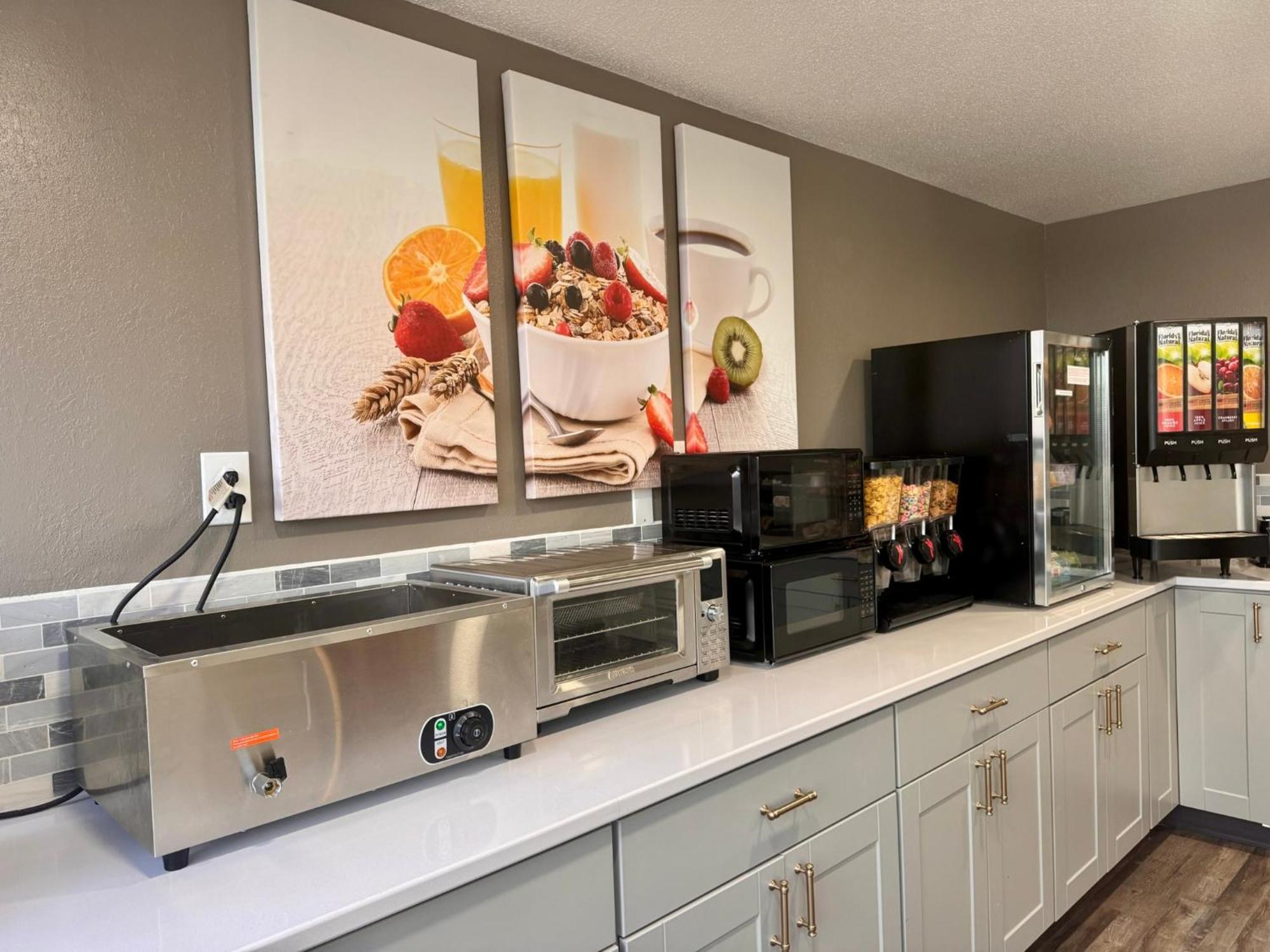 Super 8 By Wyndham Great Falls City Center エクステリア 写真